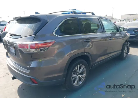 2016 Toyota Highlander Le Plus V6 from USA, damaged, VIN 5TDZKRFH4GS180867